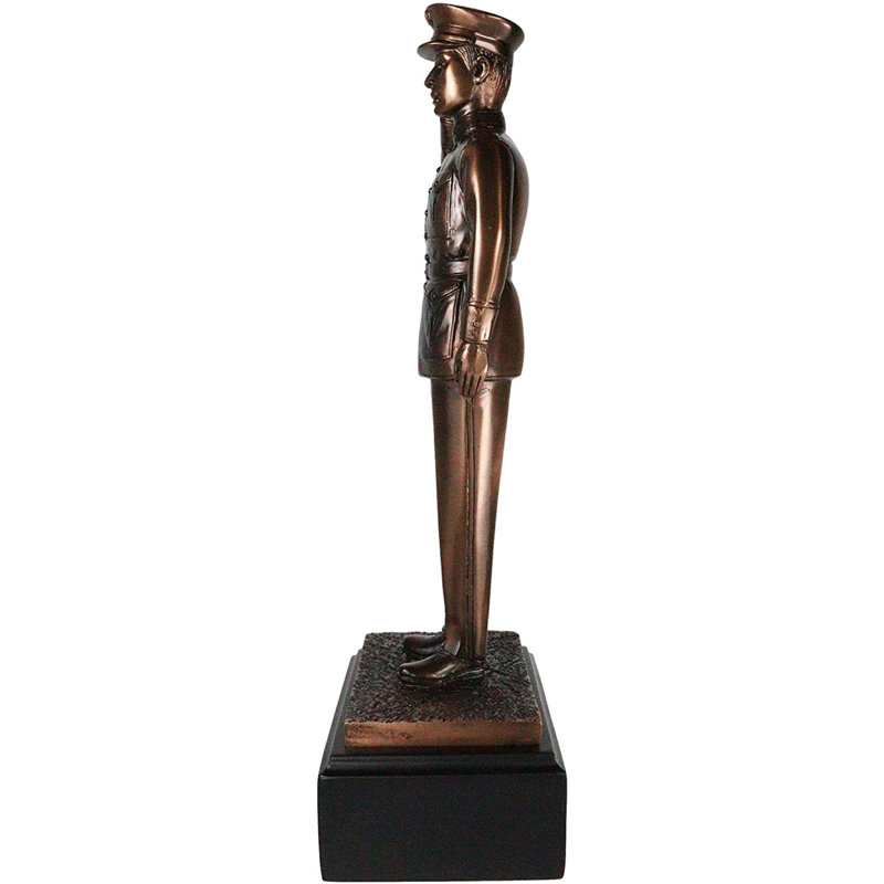 Figurine Jonesha