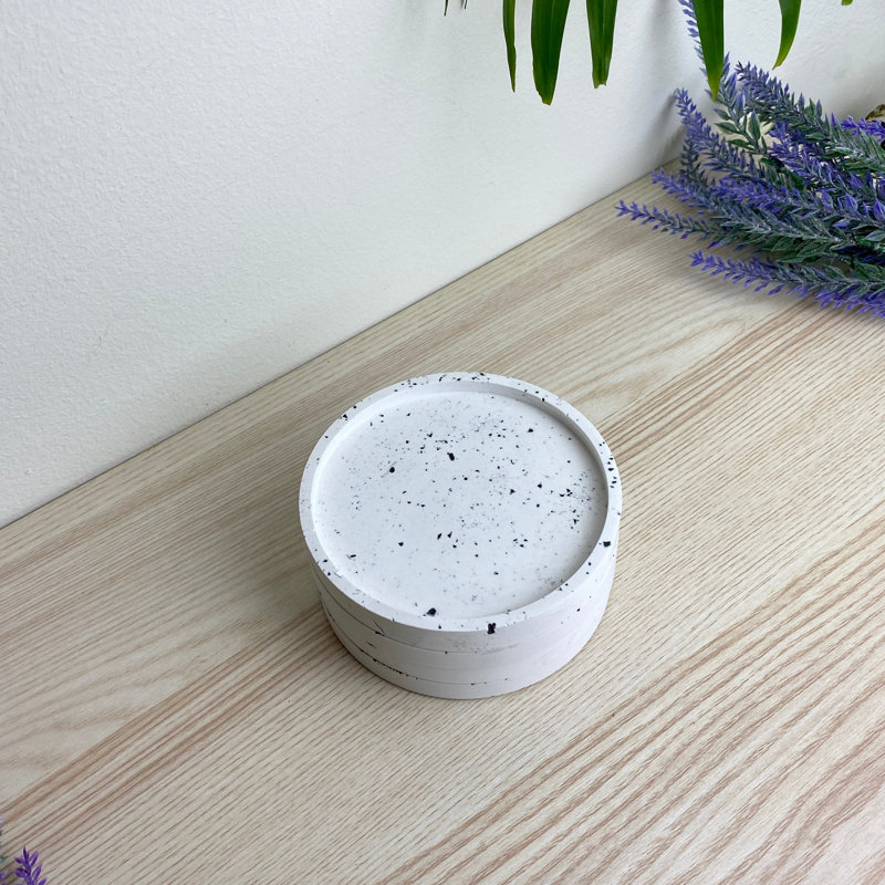 Stoneware Round 4 Piece Coaster Set, White Terazzo