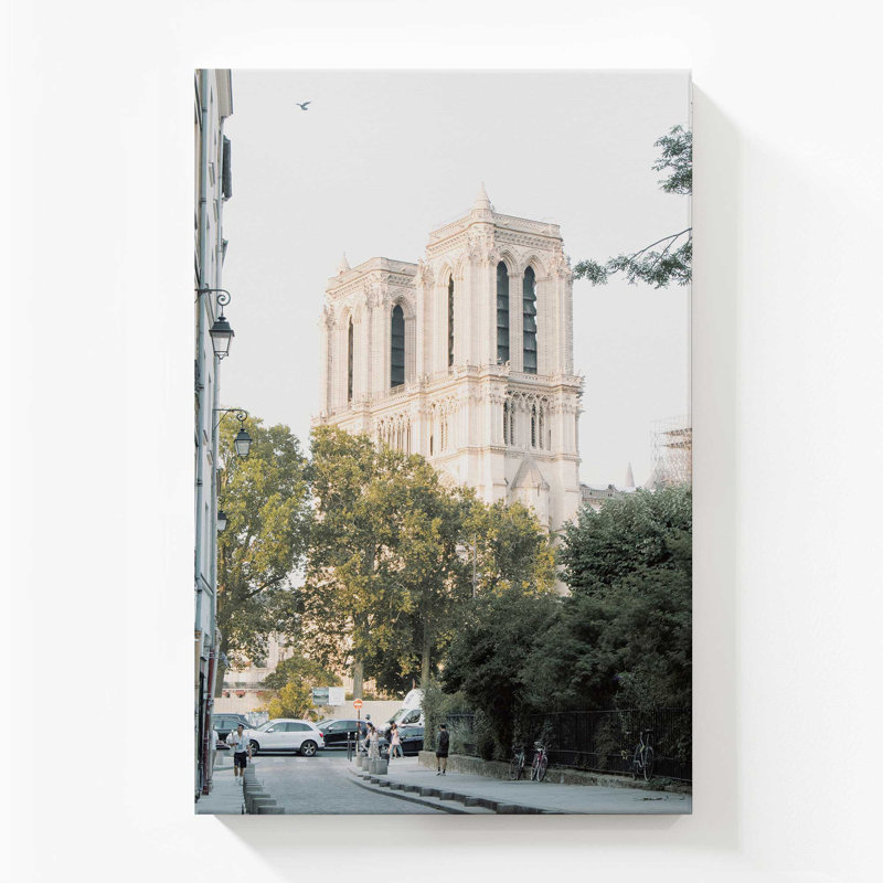 60" x 40"  French History, Large Canvas Print, H 54 po x l 36 po
