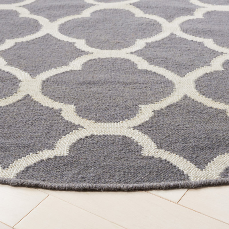Rodgers Hand Woven Flat Weave Banana Silk/Wool/Cotton Geometric Rug in Ivory/Light gray, Round 7'