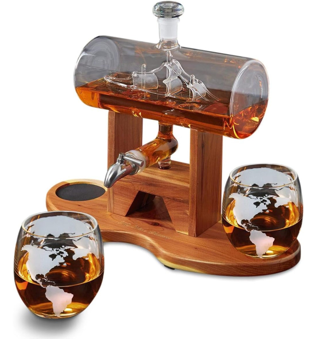 Tayeb Glass 4 - Piece Whiskey Decanter Set Charlton Home®