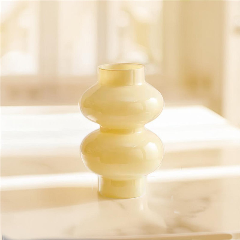 Vase de table en verre crème