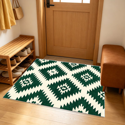Tapis vert forêt à motif aztèque pour le salon, doux et confortable, convient à toutes les saisons, facile à entretenir, tapis de sol intérieur lavable à la machine, sous la table de ferme convenant à la chambre à coucher, à la salle à manger, au bureau, au patio, au balcon, à la maison