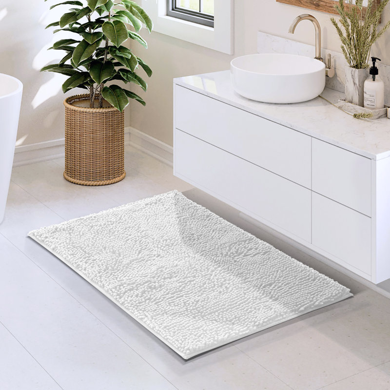 Tapis pour salle de bain en chenille ultra absorbant Kalyce, L 20 po x L 32 po, Blanc