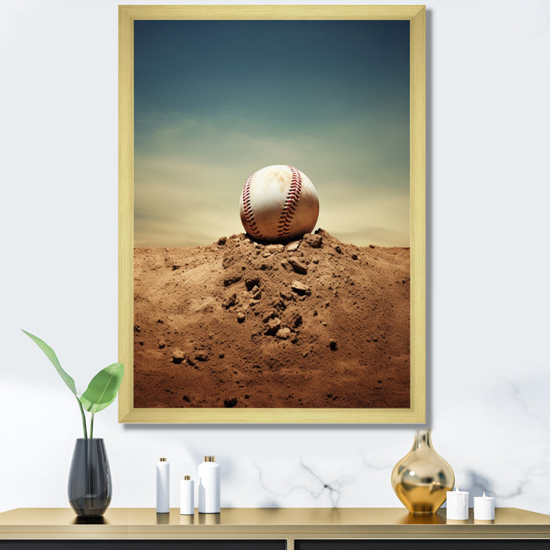 «Avyn Baseball Pitchers Mound I», reproduction sur toile, H 20 po x l 12 po x P 1 po, Encadrement doré