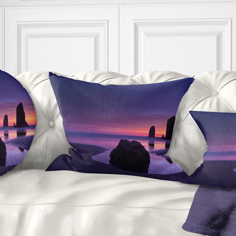 Coussin mauve à imprimé mauve et roche mauve, 18 po x 18 po, Carré