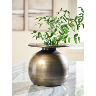 Vase Harrop