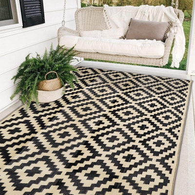 Tapis d'extérieur imperméable à l'eau Tapis réversible en plastique Tapis moderne pour l'extérieur