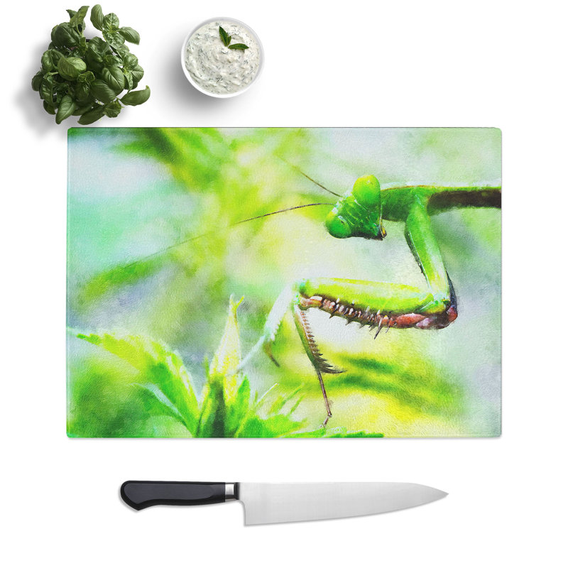 Tempered Glass Peering Praying Mantis Chopping Board, 28.5 cm x 39 cm