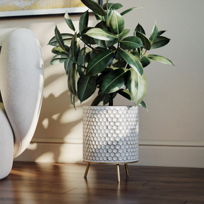 Cilka Metal Pot Planter