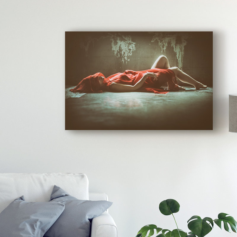 Modern & Contemporary, 12" H x 19" W x 2" D