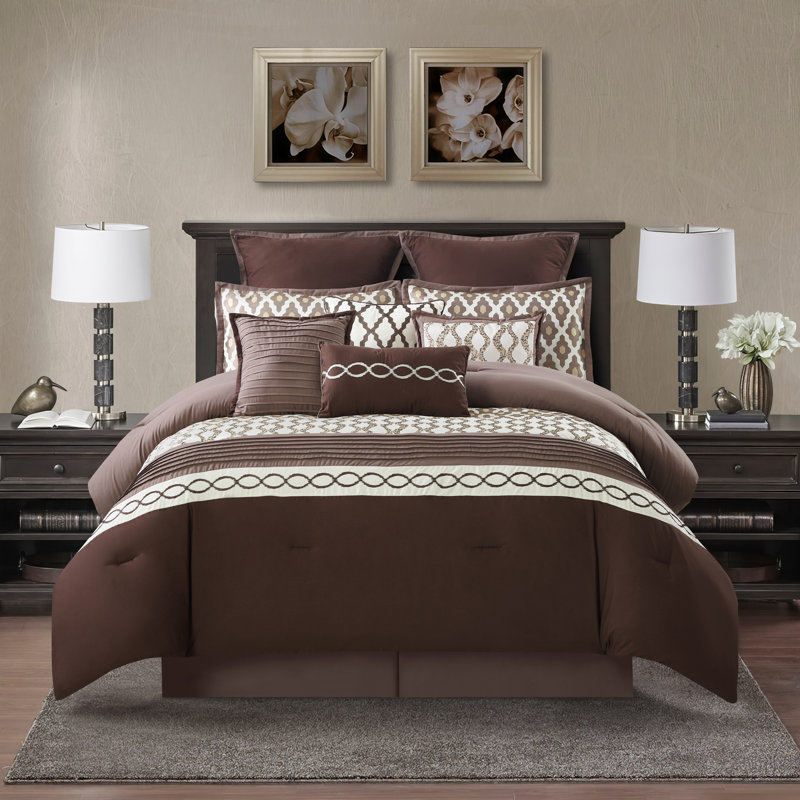 Ensemble d'édredon 10 pièces Caval, Édredon pour grand lit + 9 pièces supplémentair, Brun