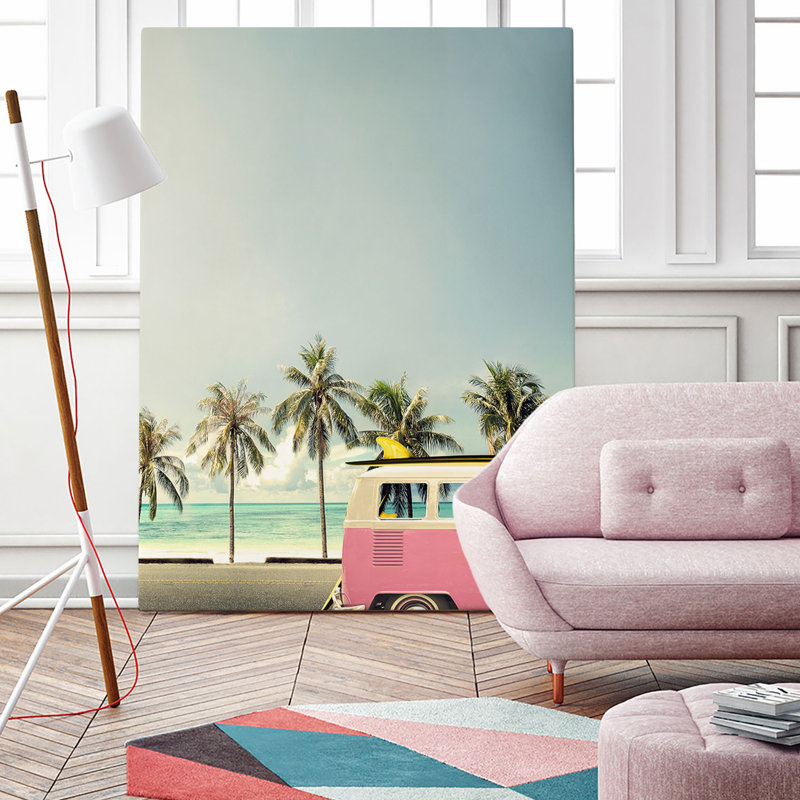 «Surf Bus Pink» par Design Fabrikken, reproduction de photo sur toile tendue