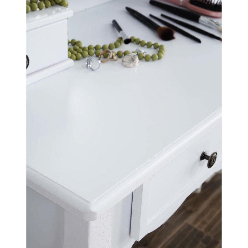 Coiffeuse en bois blanc, finition antique, banquette rectangulaire, tiroirs spacieux et confortables