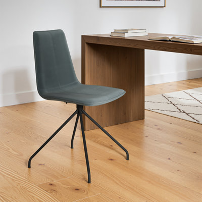 Chaise d'appoint rembourrée et revêtue de velours