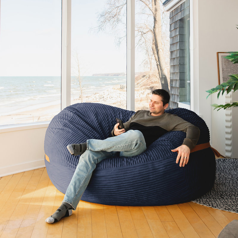 Fauteuil à billes géant en mousse Big Joe Fuf, H 39 po x l 62,5 po x P 49 po, Polyester bleu minuit