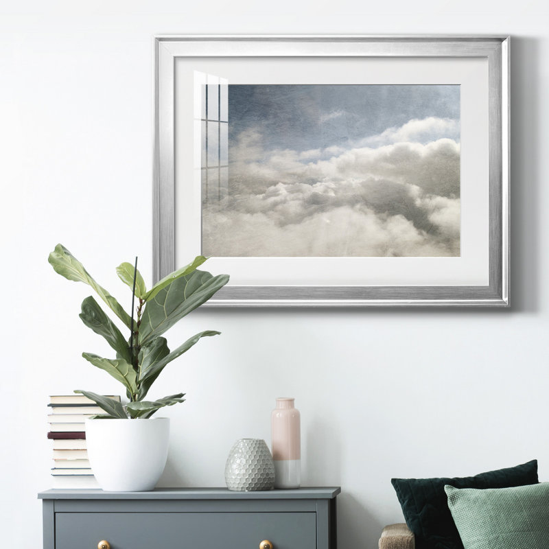 From Above I - Peinture encadrée, H 18,5 po x l 24,5 po x P 1 po, Argent, Blanc