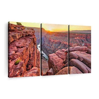 «Sunrise Over Grand Canyon» sur toile