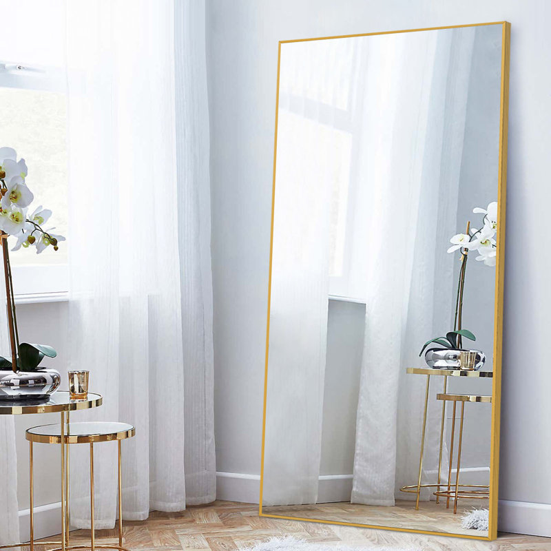 Miroir mural moderne en métal pleine longueur avec support mural, 71 po x 31 po, Doré