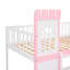 Lit superposé au-dessus d'un château avec échelle