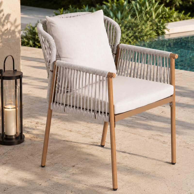 Chaises de salle à manger de patio en corde tressée avec coussins (ensemble de 2)
