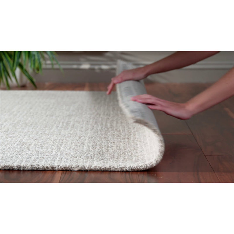 Ivory and Grey Hand-Tufted Wool and Synthetic Area Rug, 5' x 8'