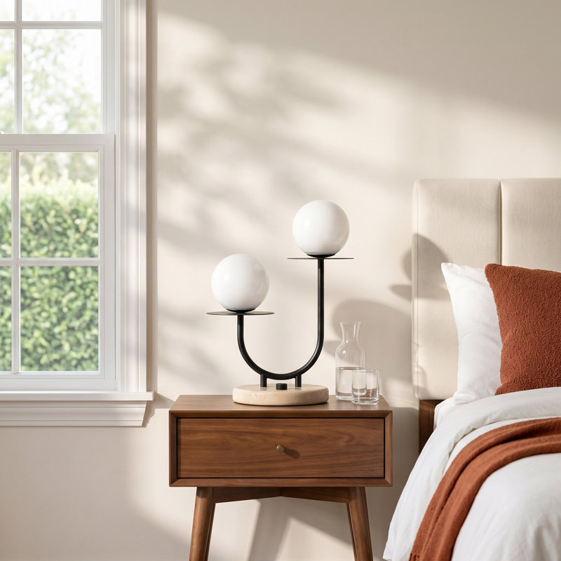 Ruva Metal Globe Lamp