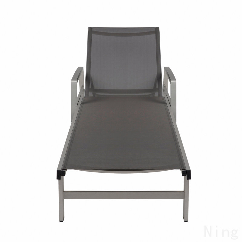 Chaise longue, Gris