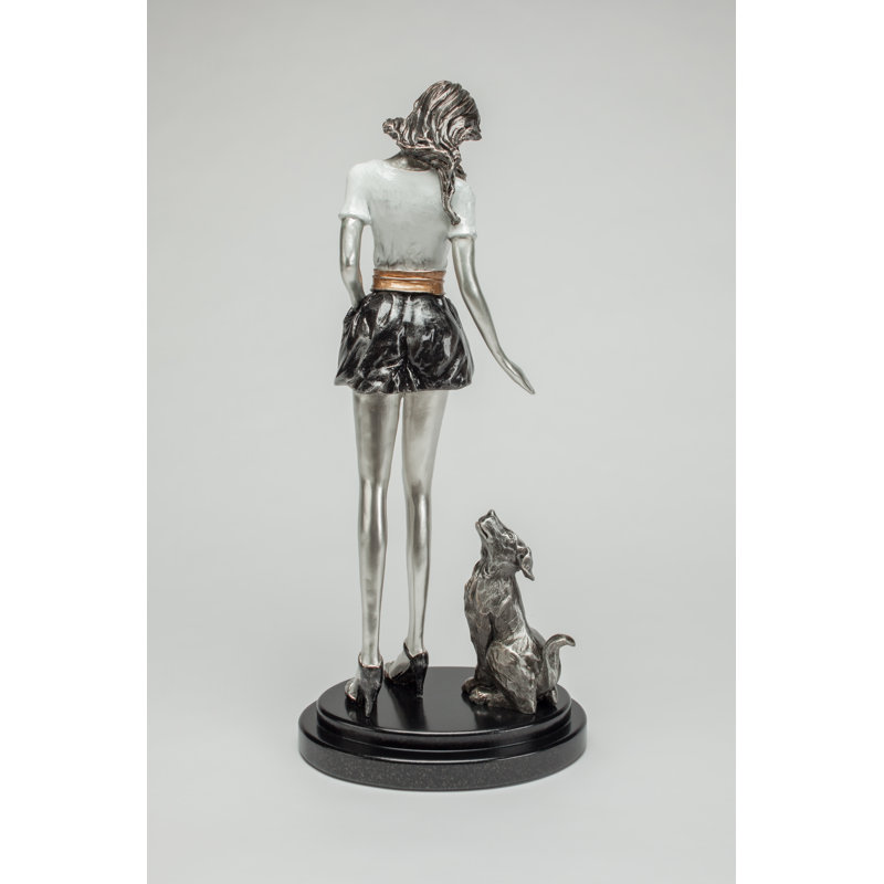 Figurine