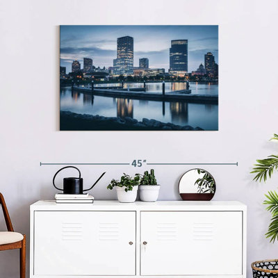 Sireci Milwaukee Blue Skyline