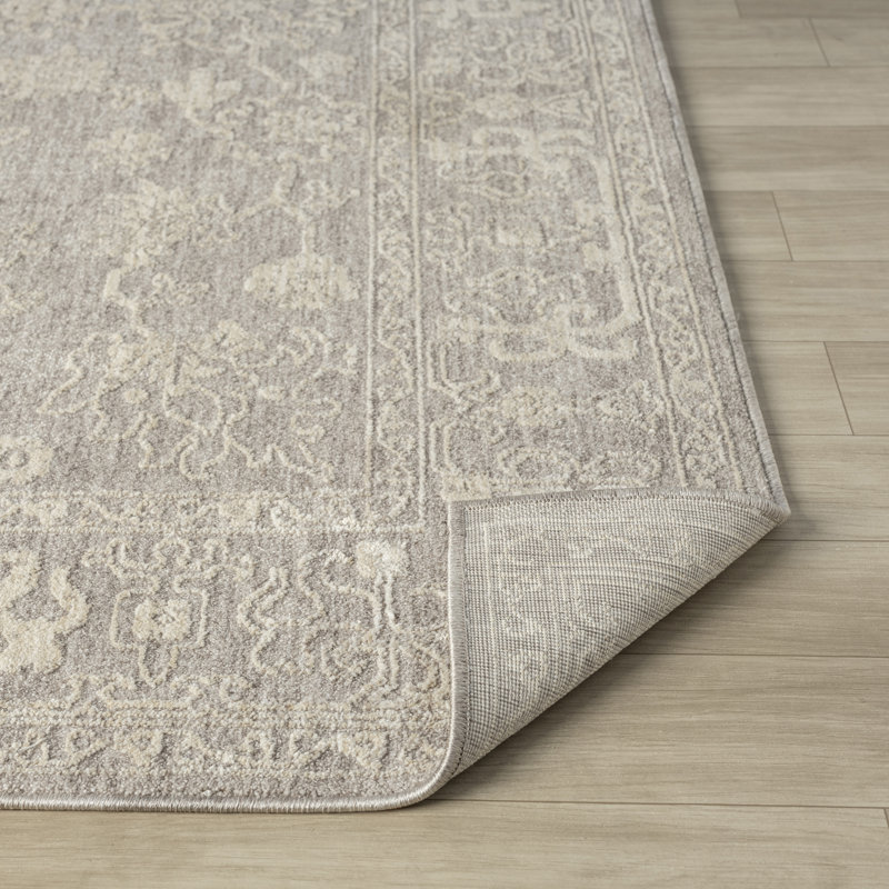 Mulay Floral Farmhouse High-Low/Carved Polyester Area Rug, Rectangle 5'9" x 8'9", Silver