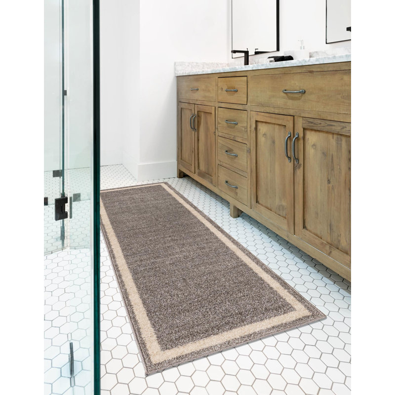 Islas Abstract Indoor Rug, Runner 2'7" x 10'
