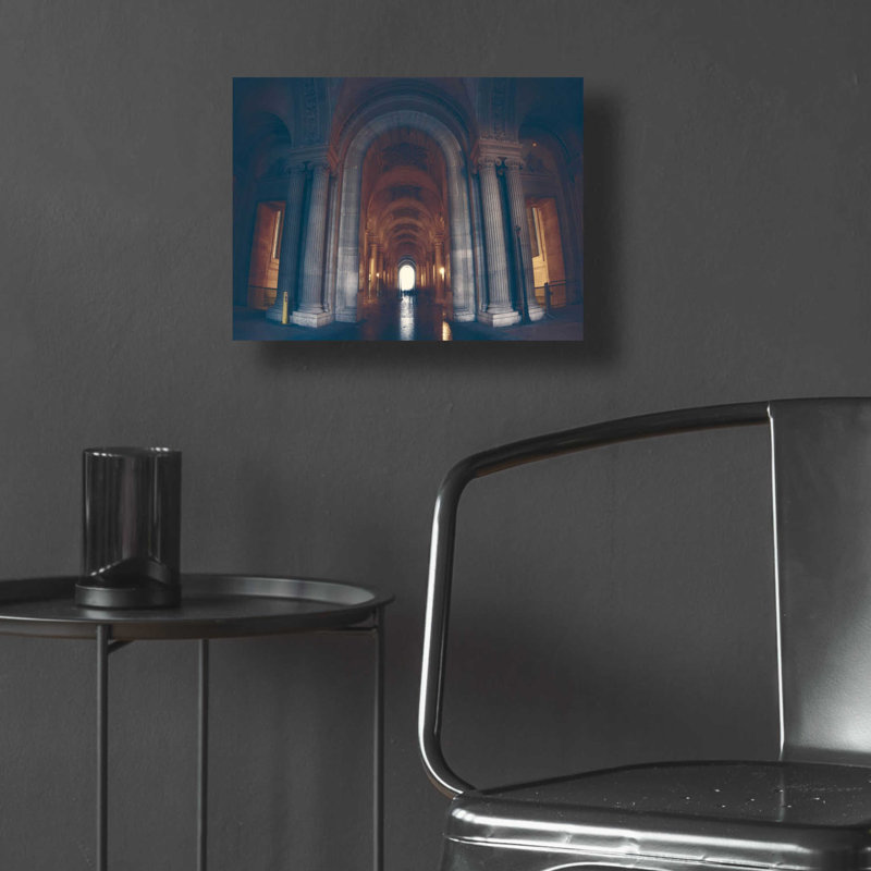 "Hall of Ghost" par Sebastien Lory, H 12 po x l 16 po x P 0,13 po