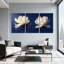 Magnolia blanc sur fond bleu foncé, ensemble de 3 impressions d'art sur toile-2109316283