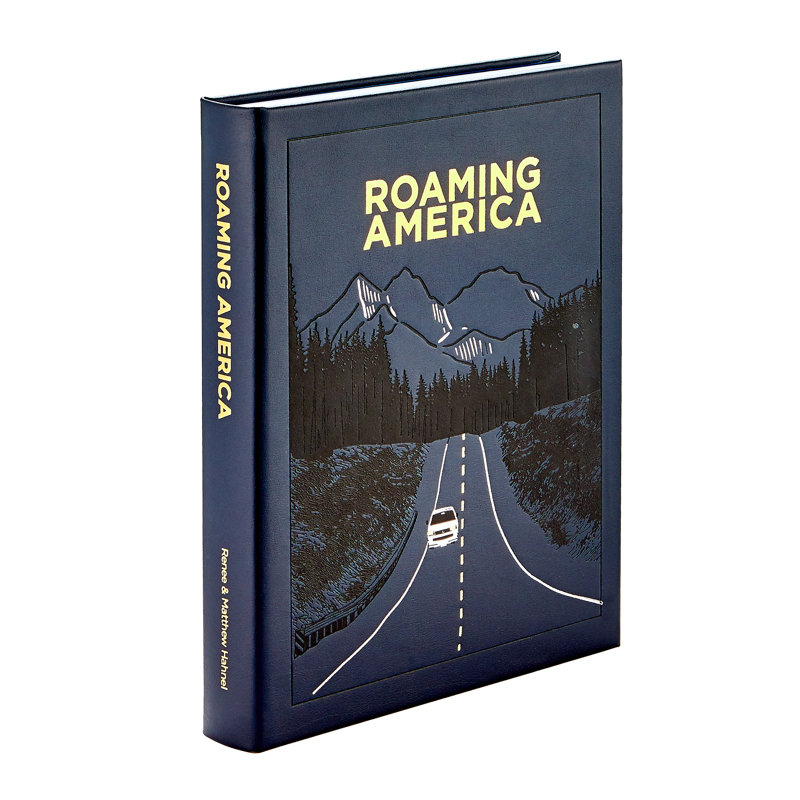 Livre relié en cuir Roamant America