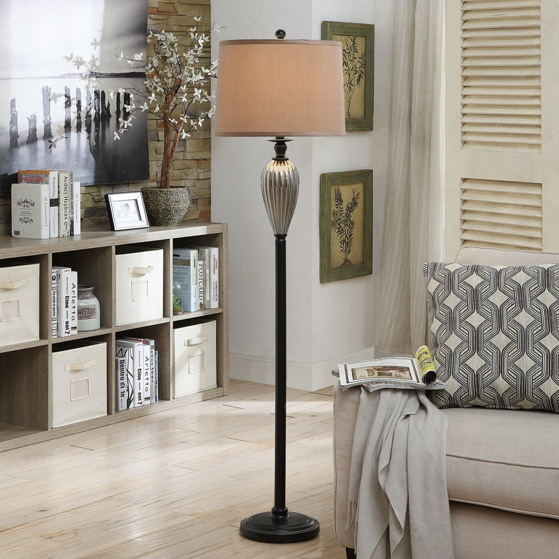 Lampe sur pied 57 po Benjamin