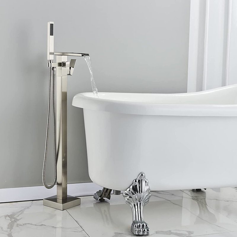 Bec de baignoire fixé au sol