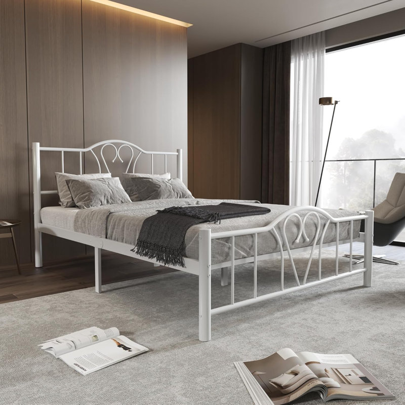Aliyahna Metal Bed, Double (4'6), White