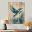Martin-pêcheur au-dessus de l'eau II - Décoration murale en bois d'oiseau - sur bois de pin naturel
