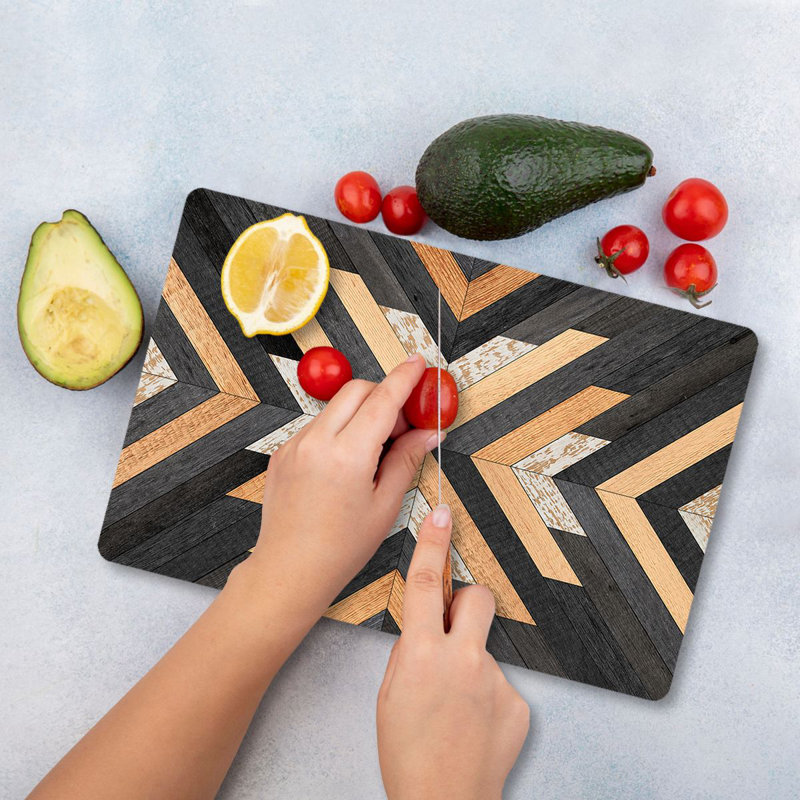 Planche à découper en verre trempé Flourish, 7,9 po x 11,8 po | 100% antibactérien, surface facile à nettoyer, pieds en silicone antidérapants | Parfait pour la préparation et le service des aliments, durable et élégant pour la cuisine, ne va pas au lave-vaisselle