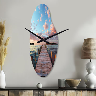 Horloge murale incurvée asymétrique Pier, Dock Tranquil I - Pier