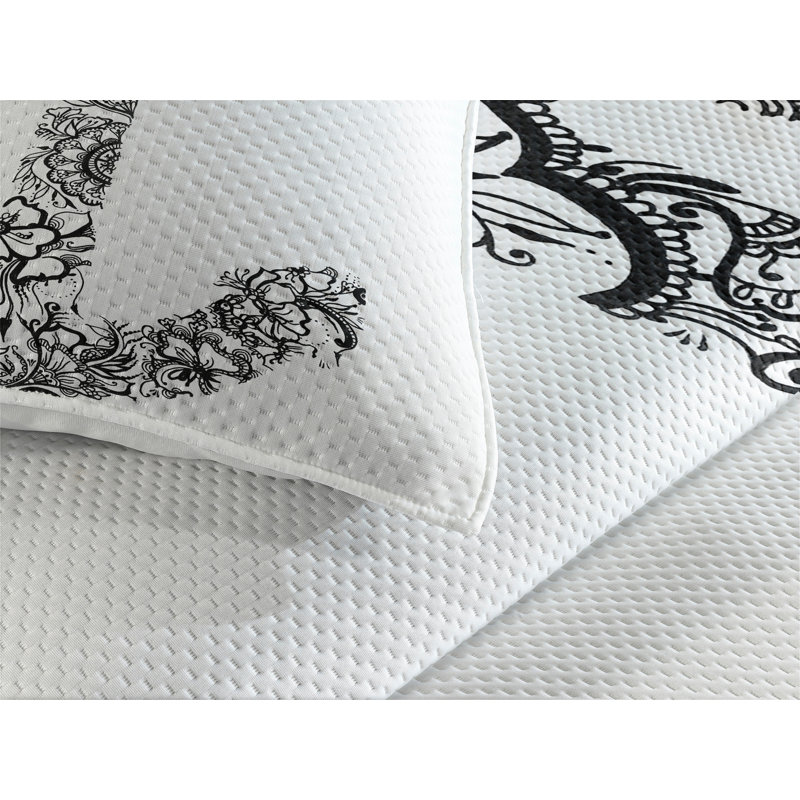 White Quilted Queen Bedspread Set with Anchor Design