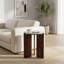 Table basse ronde moderne avec plateau en pierre et surface en marbre avec base en bois sculpturale et silhouette contemporaine pour la disposition de meubles de salon ou de détente