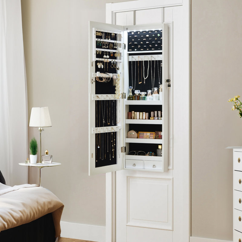 Armoire à bijoux