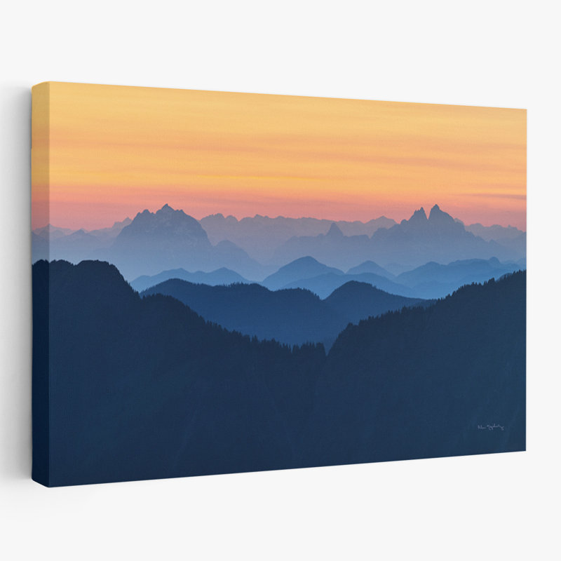 Rustic and Modern Rustic Twilight Over North Cascades, H 60 po x l 40 po