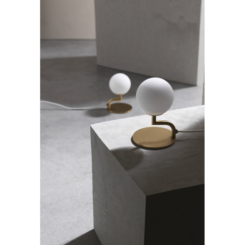 Mobil, Brass
