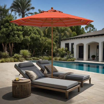 Parasol de patio en bois de teck de 9 pieds avec nervures en fibre de verre et poussoir en Sunbrella