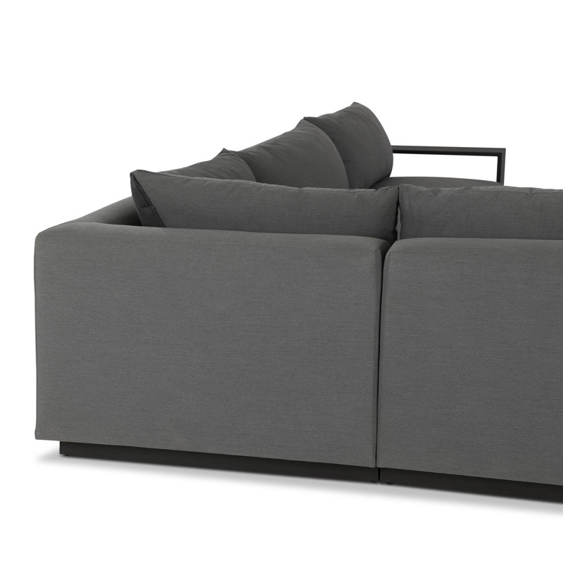BRANFORD Outdoor 7 - Seat Patio Sectional