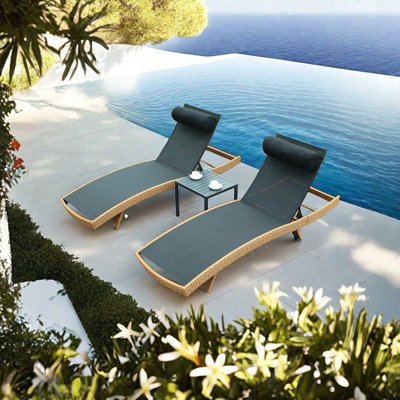 Chaise longue d'extérieur en rotin PE tissé à la main