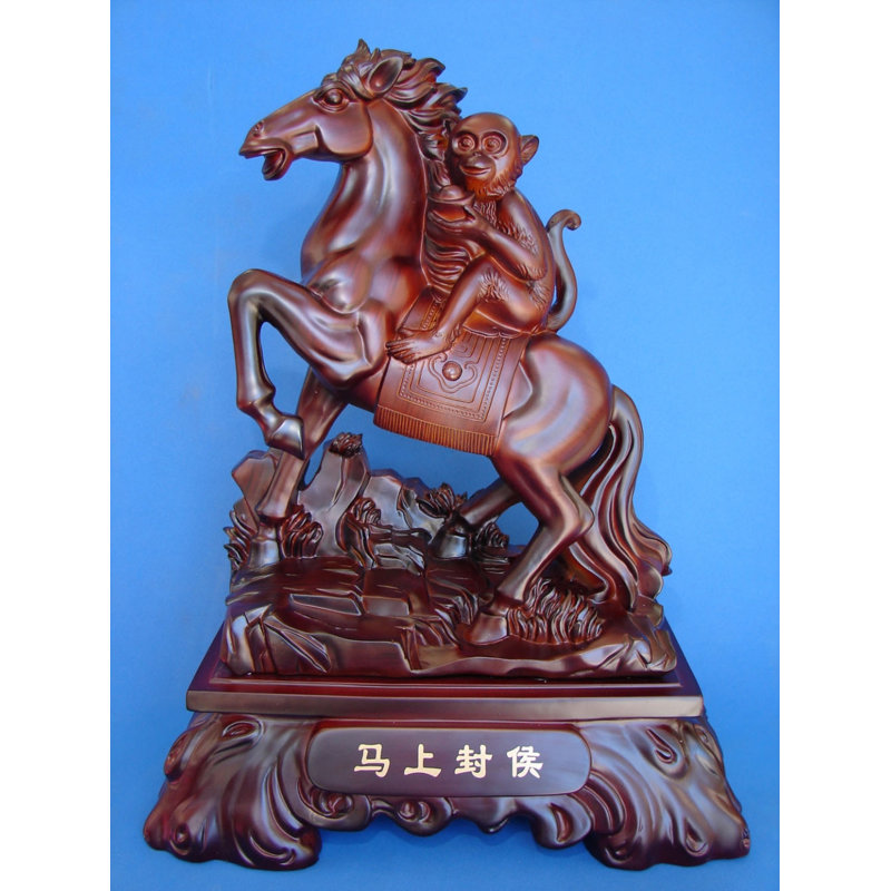 Resin Figurine / Sculpture Decorative Object